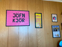 Transparenty ze stávky žen v roce 1975 Transparenty ze stávky žen v roce 1975